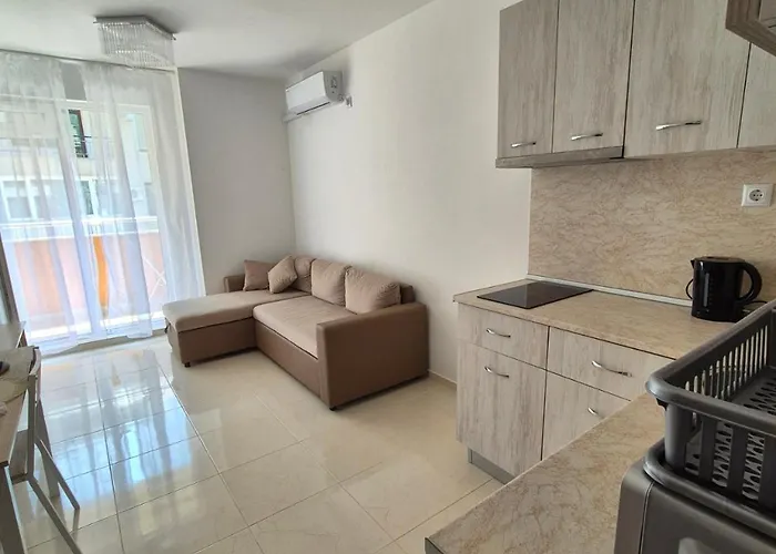 комфортен лазур Апартамент *