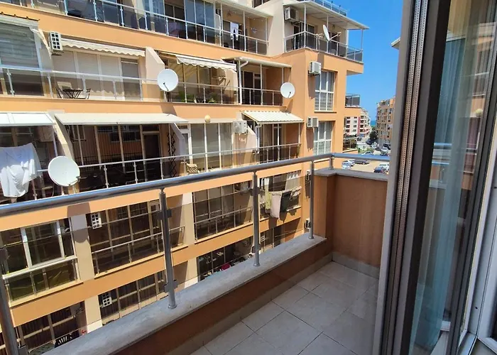 комфортен лазур Апартамент *