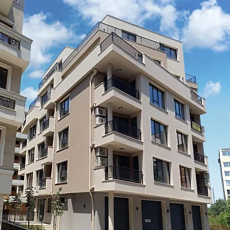 아파트 10 улица македония 33